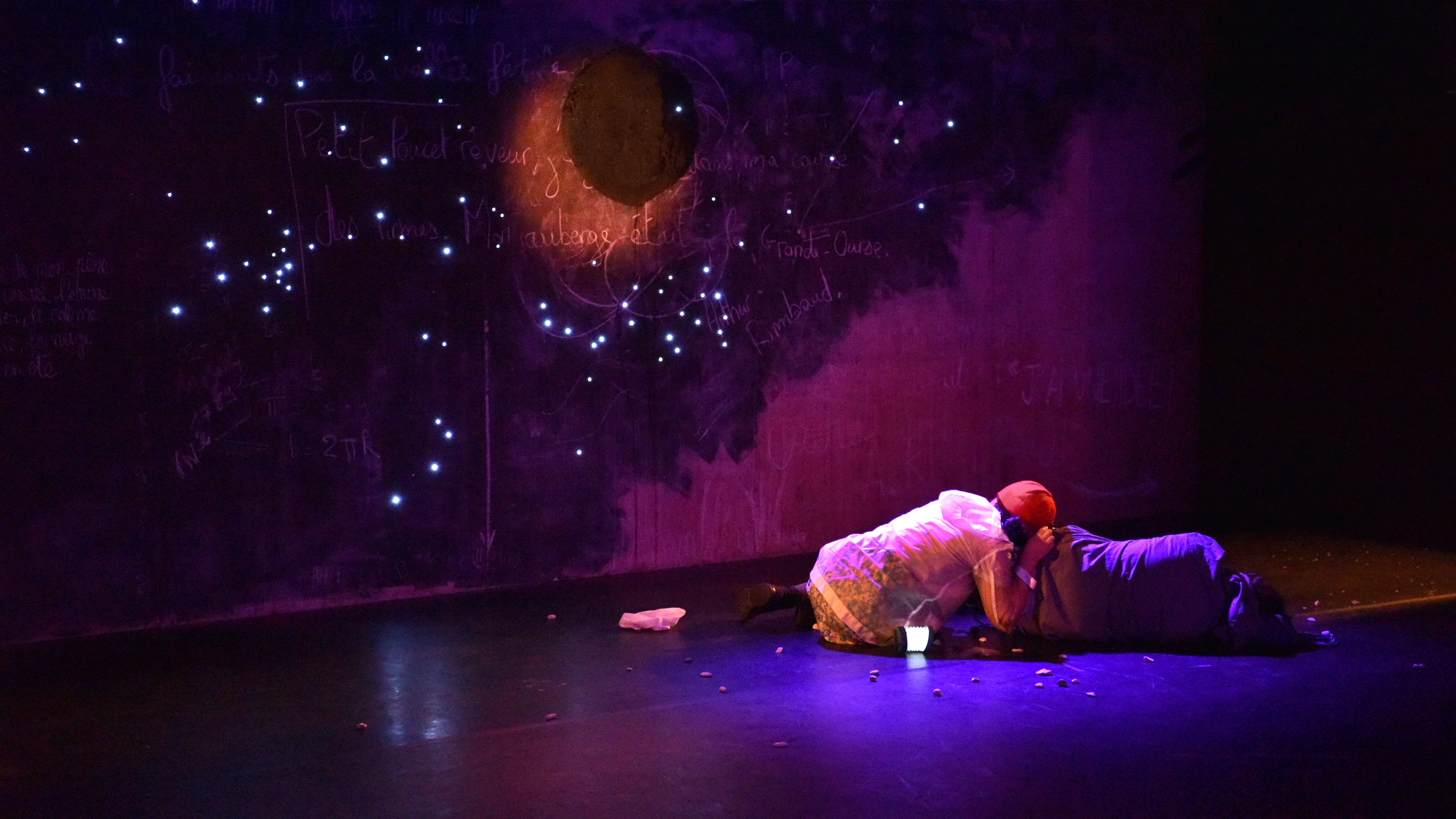 En attendant le Petit Poucet Philippe Dorin L’école des loisirs